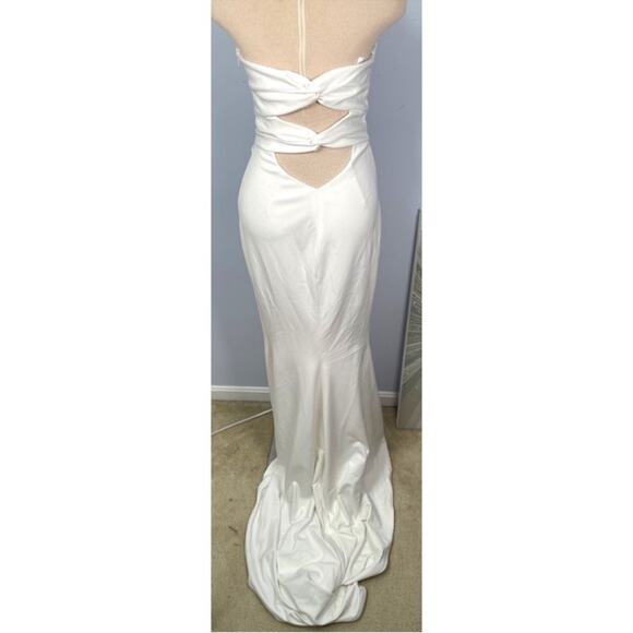 Noel and Jean Katie May Divinity Back Cutout Wedding White Maxi Gown Size XS - Picture 7 of 14